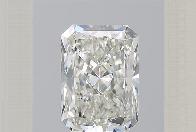 3.66 Carat Radiant Diamond