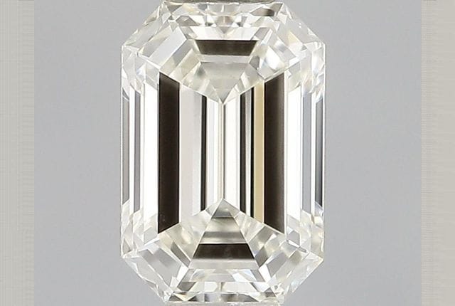 0.30 Carat Emerald Diamond