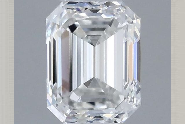 0.31 Carat Emerald Diamond