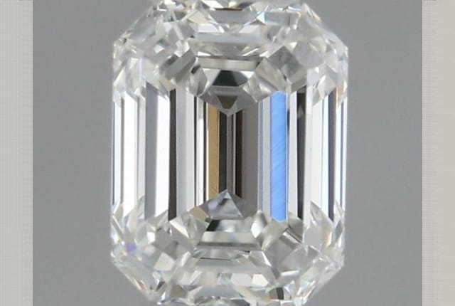 0.31 Carat Emerald Diamond