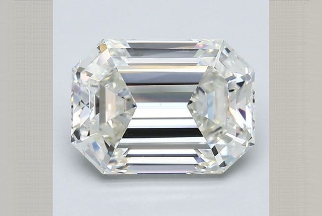 3.65 Carat Emerald Diamond