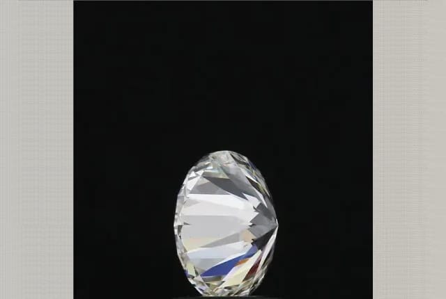 1.36 Carat Round Diamond