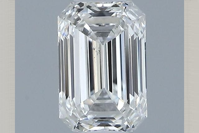 0.32 Carat Emerald Diamond