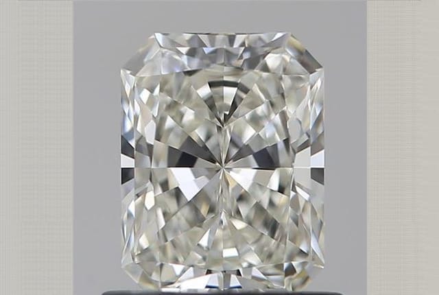 0.82 Carat Radiant Diamond