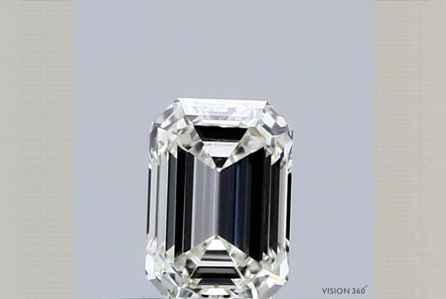 0.31 Carat Emerald Diamond