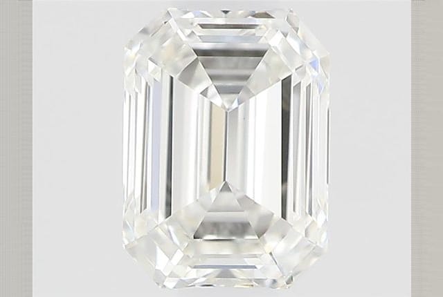 0.30 Carat Emerald Diamond