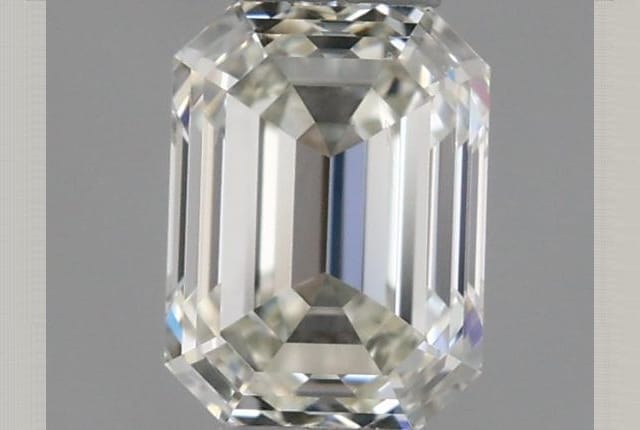 0.30 Carat Emerald Diamond