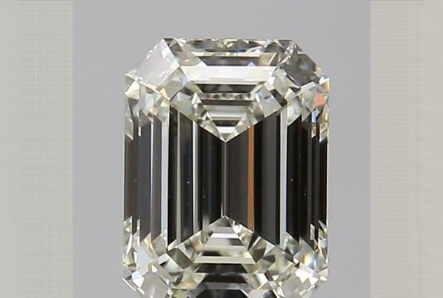 0.86 Carat Emerald Diamond