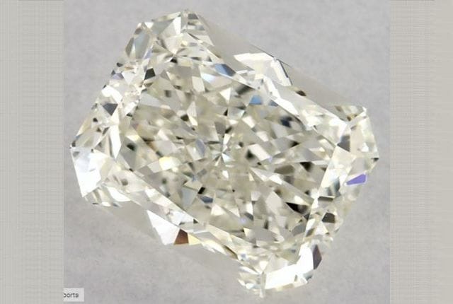 0.90 Carat Radiant Diamond