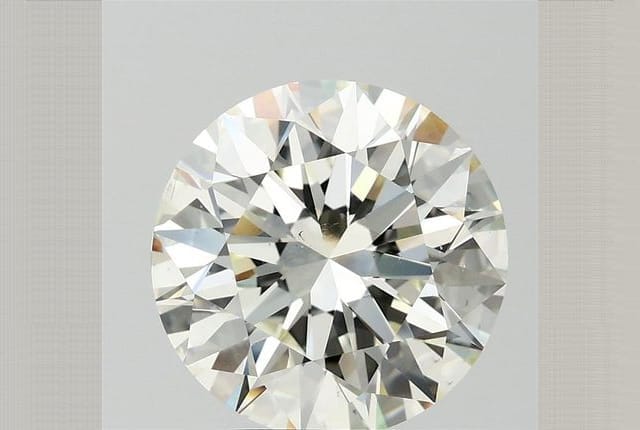 5.01 Carat Round Diamond