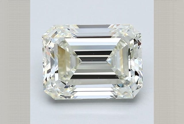 3.01 Carat Emerald Diamond