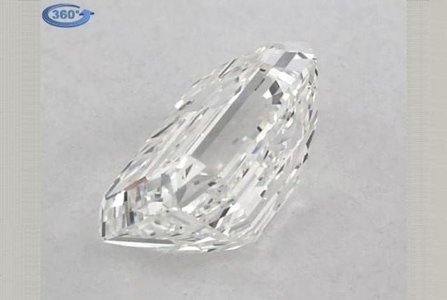 0.40 Carat Emerald Diamond