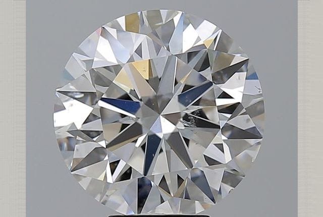 5.55 Carat Round Diamond