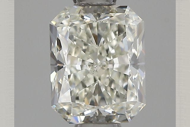 0.90 Carat Radiant Diamond