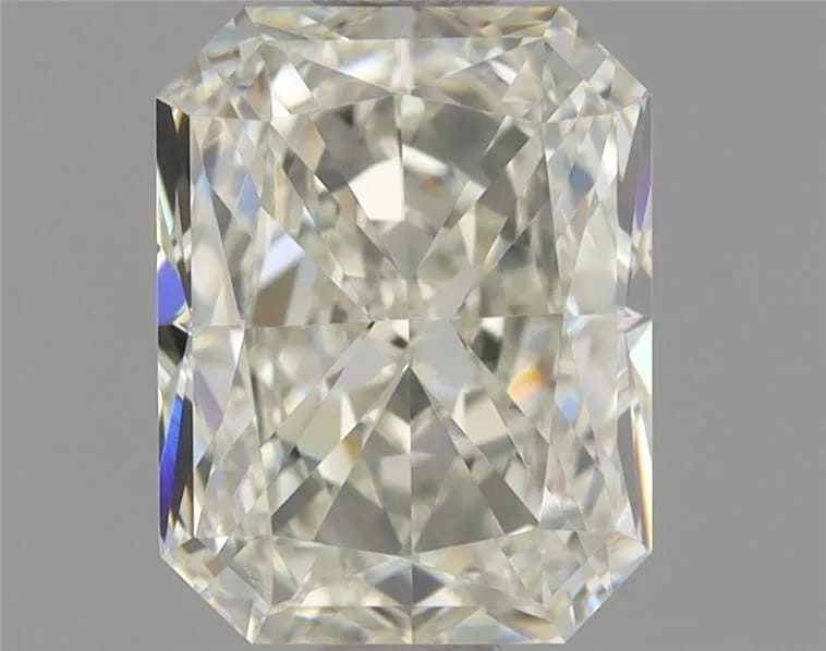 0.90 Carat Radiant Diamond