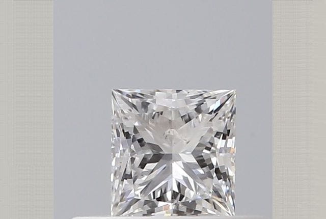 0.30 Carat Radiant Diamond