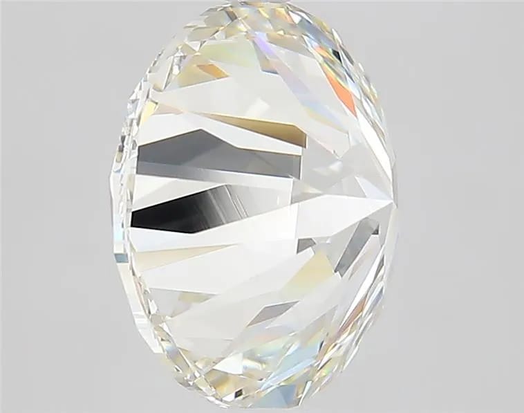5.01 Carat Round Diamond
