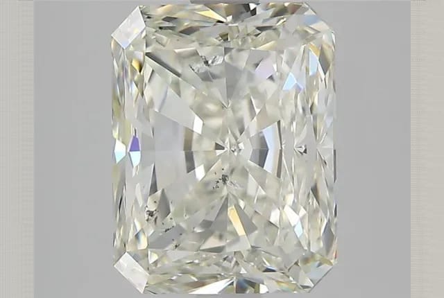 3.01 Carat Radiant Diamond