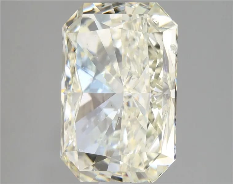 3.03 Carat Radiant Diamond