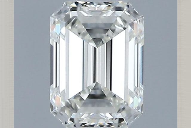 0.31 Carat Emerald Diamond