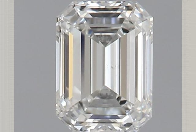 0.30 Carat Emerald Diamond