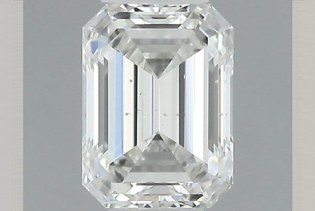 0.32 Carat Emerald Diamond