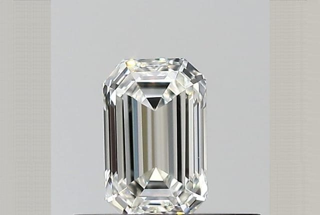 0.30 Carat Emerald Diamond