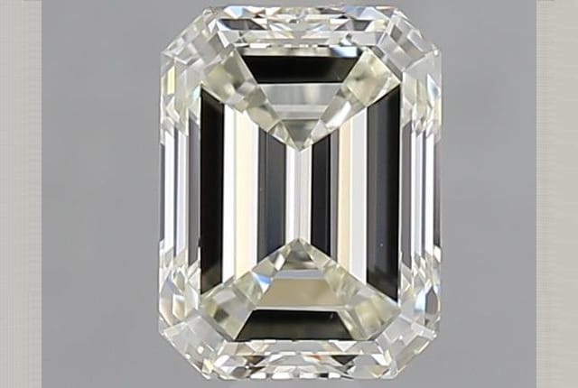 0.90 Carat Emerald Diamond