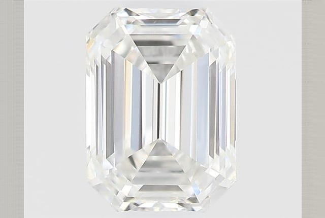 0.26 Carat Emerald Diamond