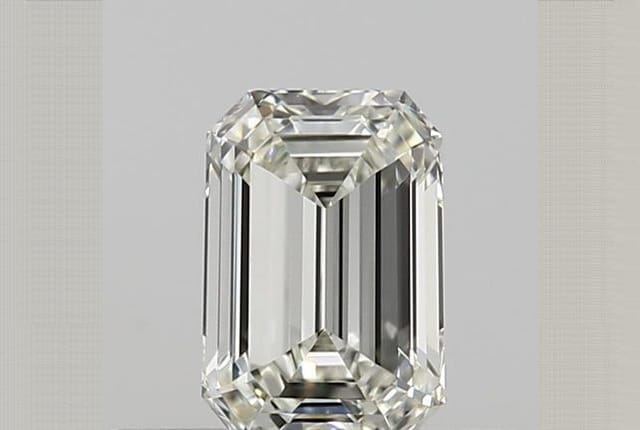 0.31 Carat Emerald Diamond