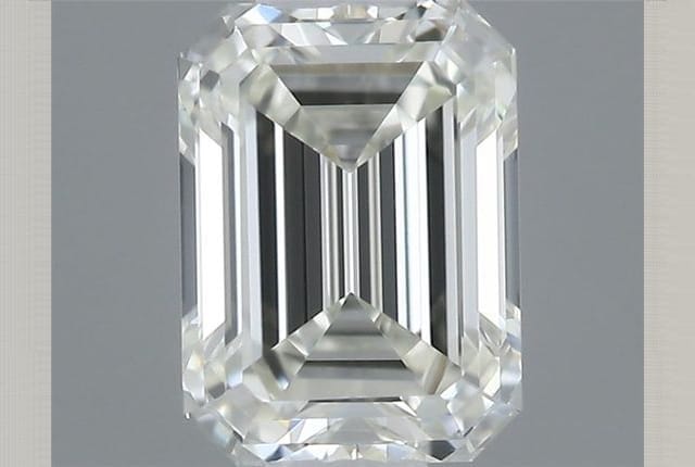 0.38 Carat Emerald Diamond