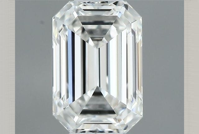 0.30 Carat Emerald Diamond