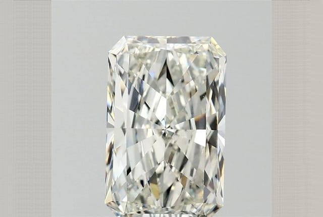 2.51 Carat Radiant Diamond
