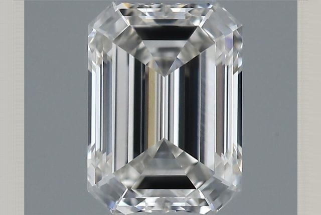 0.31 Carat Emerald Diamond