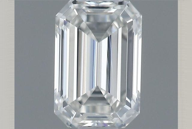 0.30 Carat Emerald Diamond
