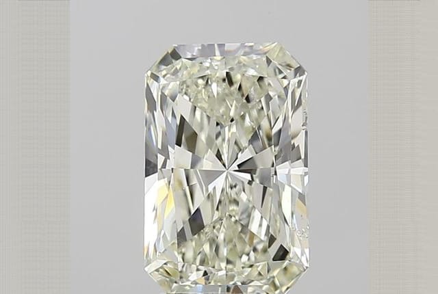 3.01 Carat Radiant Diamond