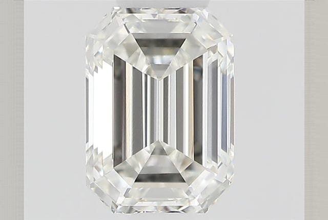 0.31 Carat Emerald Diamond