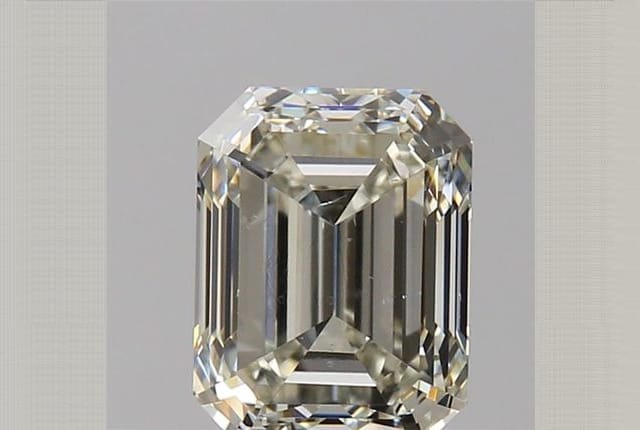 0.91 Carat Emerald Diamond