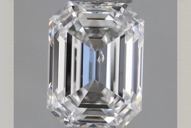 0.30 Carat Emerald Diamond