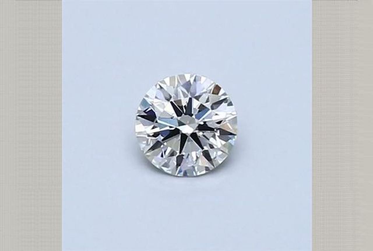 0.32 Carat Round Diamond
