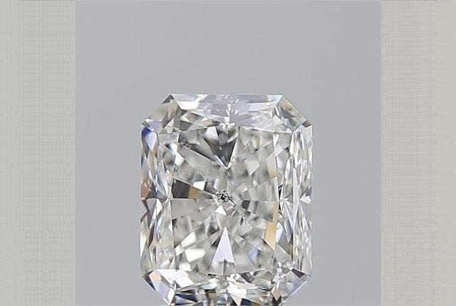 3.00 Carat Radiant Diamond
