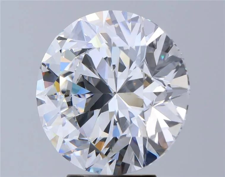 5.01 Carat Round Diamond
