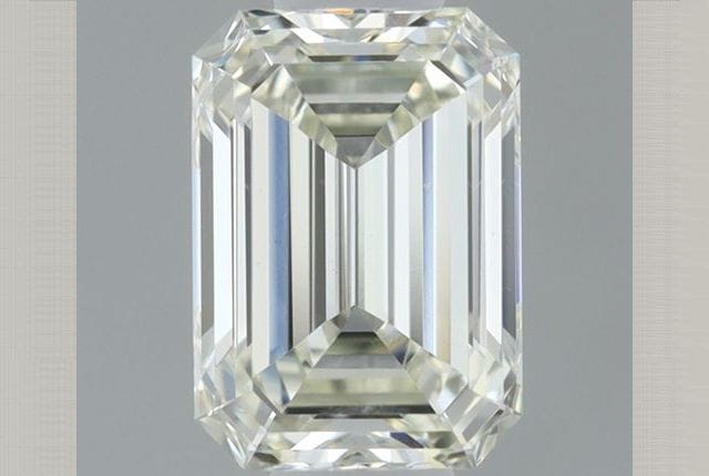 0.39 Carat Emerald Diamond