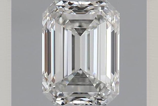 0.30 Carat Emerald Diamond