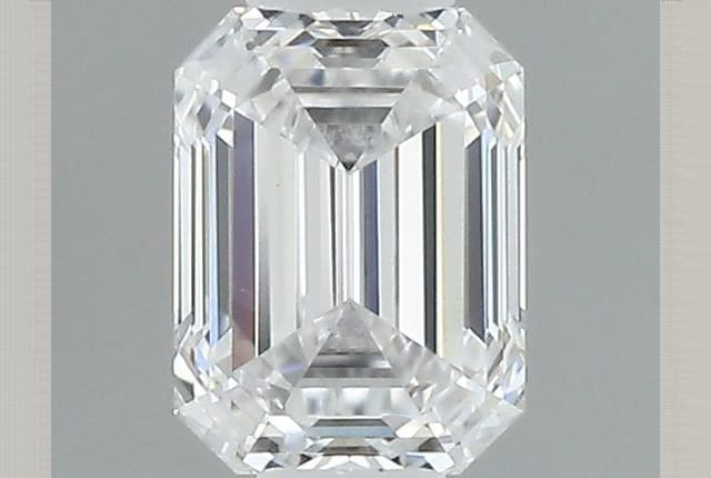 0.30 Carat Emerald Diamond
