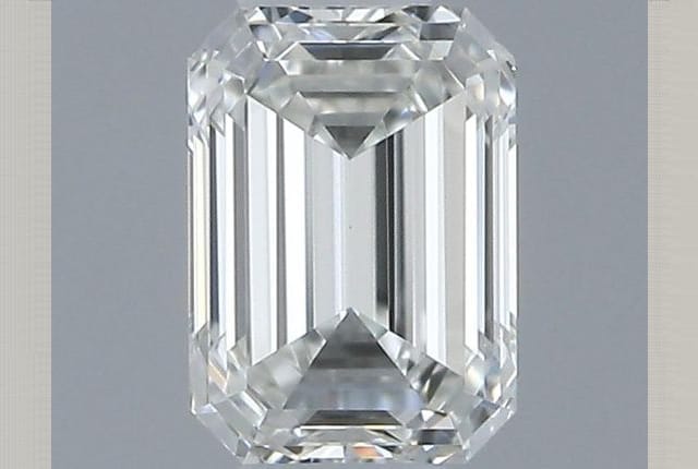 0.31 Carat Emerald Diamond