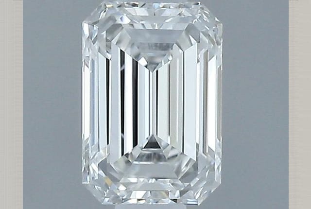 0.30 Carat Emerald Diamond