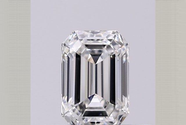 0.30 Carat Emerald Diamond