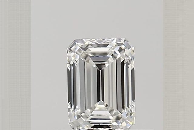 0.39 Carat Emerald Diamond