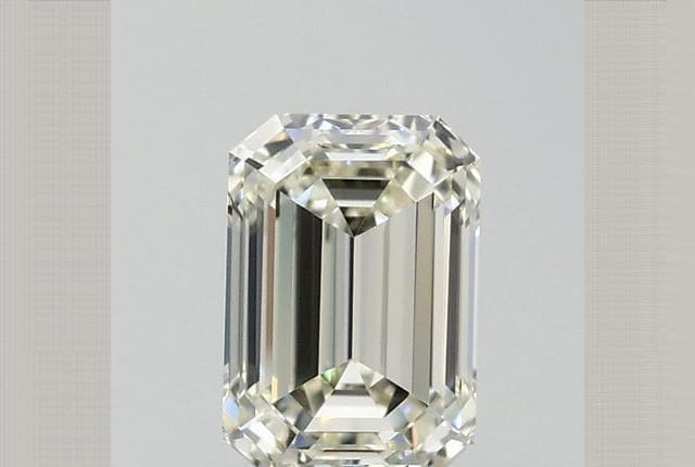 0.40 Carat Emerald Diamond